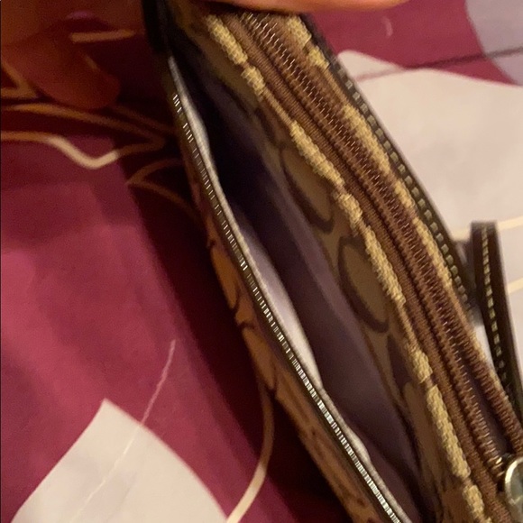 Clutch - Picture 3 of 4